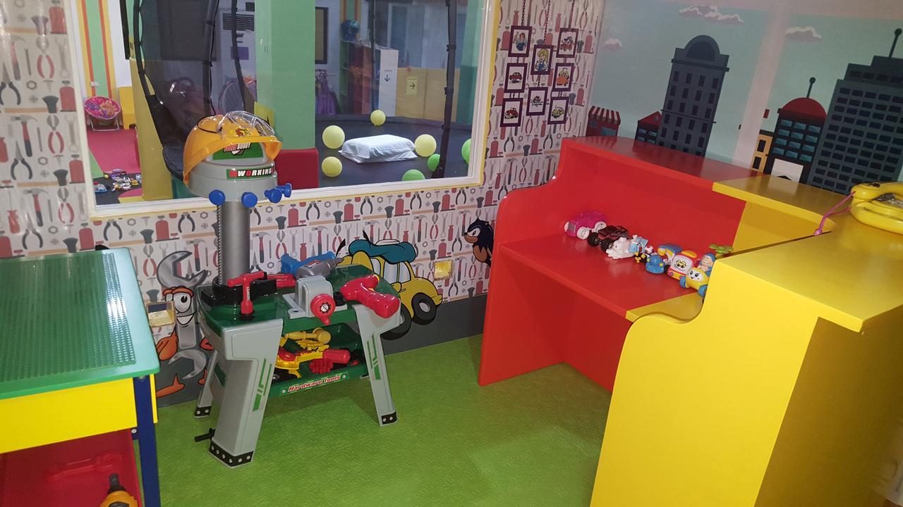 Mj'S Residences Garden Hotel موالبوال المظهر الخارجي الصورة